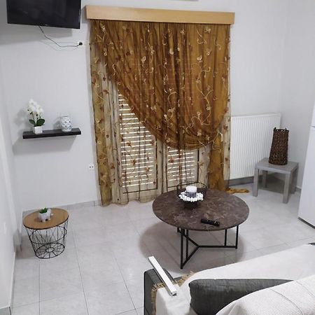 شقة Seaview Chalkis Karababás المظهر الخارجي الصورة